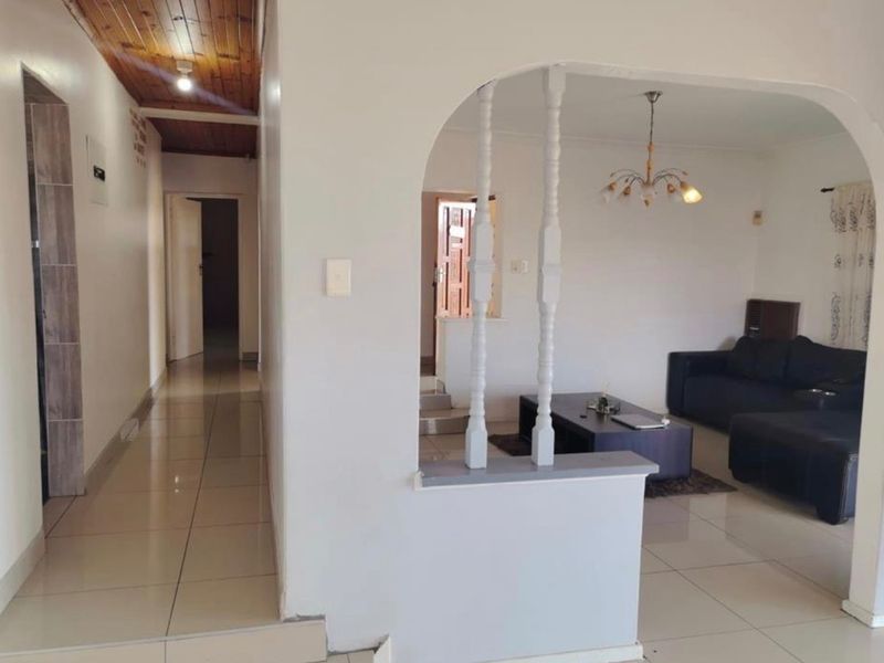 Beautiful  Family home with Income Generating flatlet.... - Photo 10