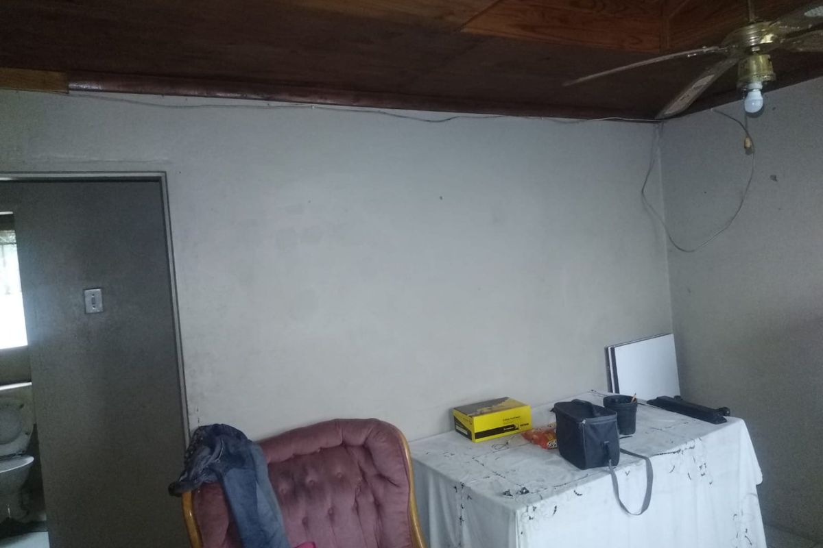 3 Room house for sale in Roclands, Bloemfontein - Photo 5