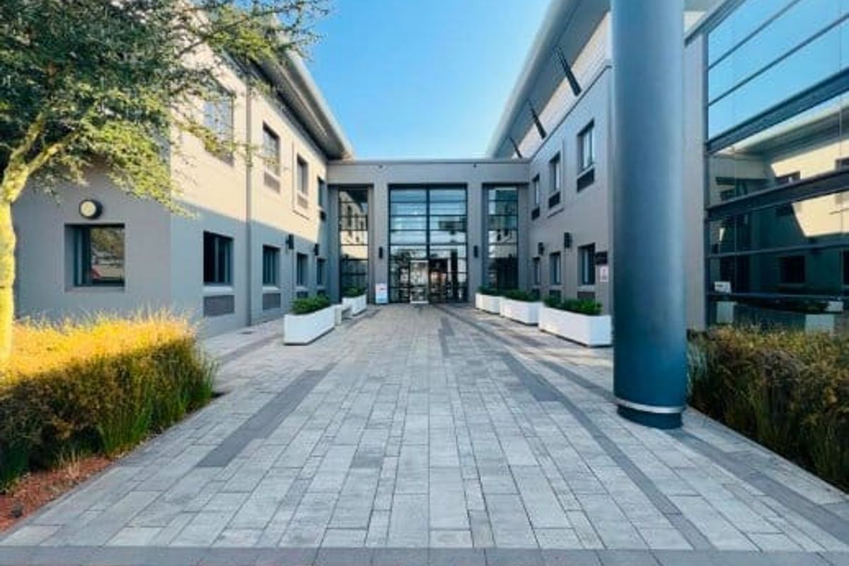 Prime Office Space to let in Clearwater Office Park, Roodepoort  - Photo 2