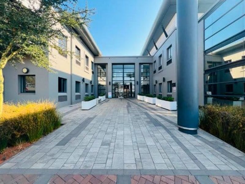 Prime Office Space to let in Clearwater Office Park, Roodepoort  - Photo 2