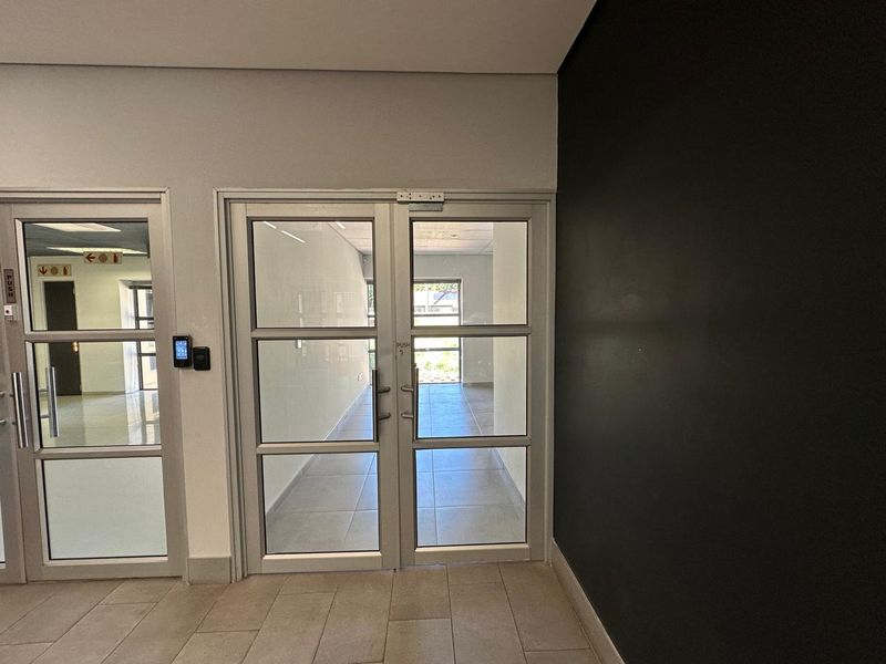 Prime Office Space to let in Clearwater Office Park, Roodepoort  - Photo 2