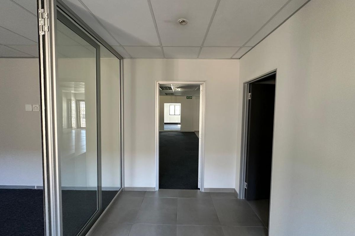 Prime Office Space to let in Clearwater Office Park, Roodepoort  - Photo 4