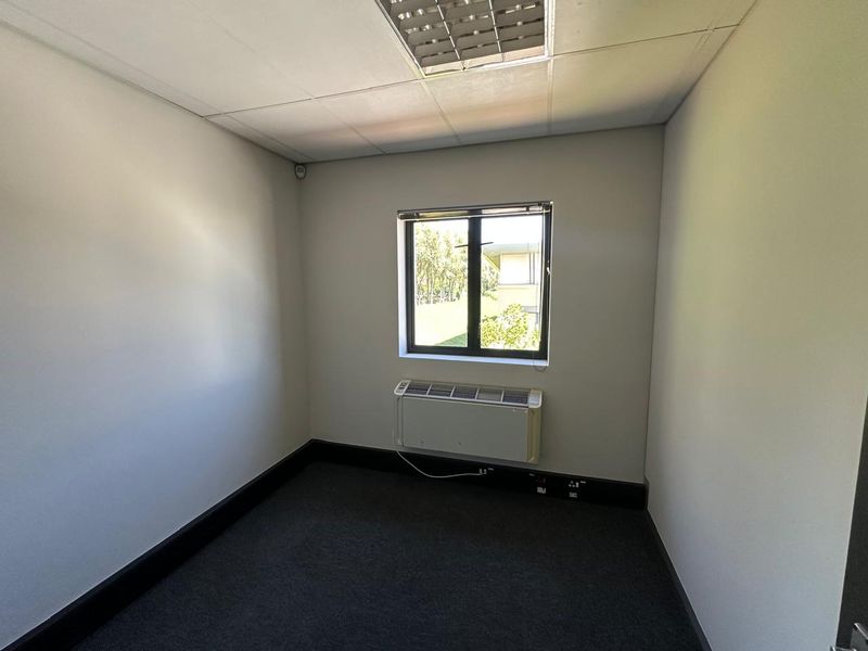 Prime Office Space to let in Clearwater Office Park, Roodepoort  - Photo 10