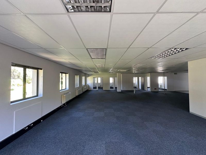 Prime Office Space to let in Clearwater Office Park, Roodepoort  - Photo 8