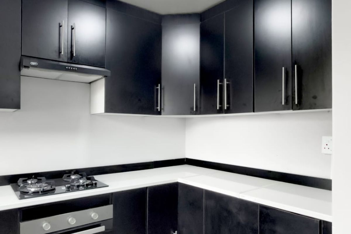 freestanding home to rent in Reyno Ridge - Photo 2