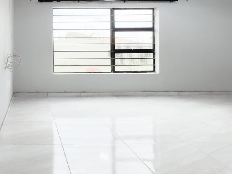 freestanding home to rent in Reyno Ridge - Photo 10