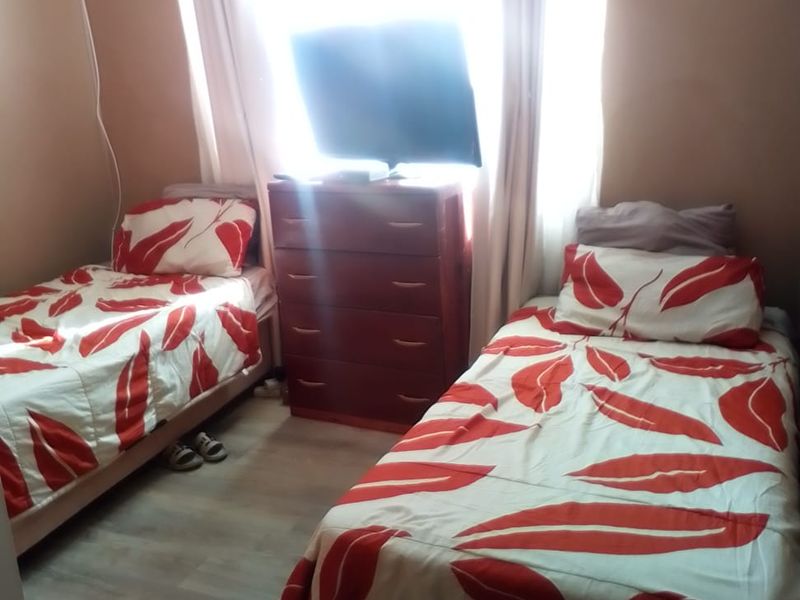 3-Bedroom Townhouse for Sale in a Secure, Well-Maintained Complex - Photo 10