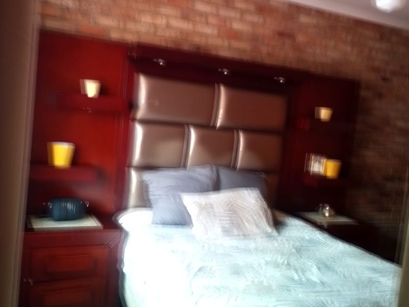 3-Bedroom Townhouse for Sale in a Secure, Well-Maintained Complex - Photo 9