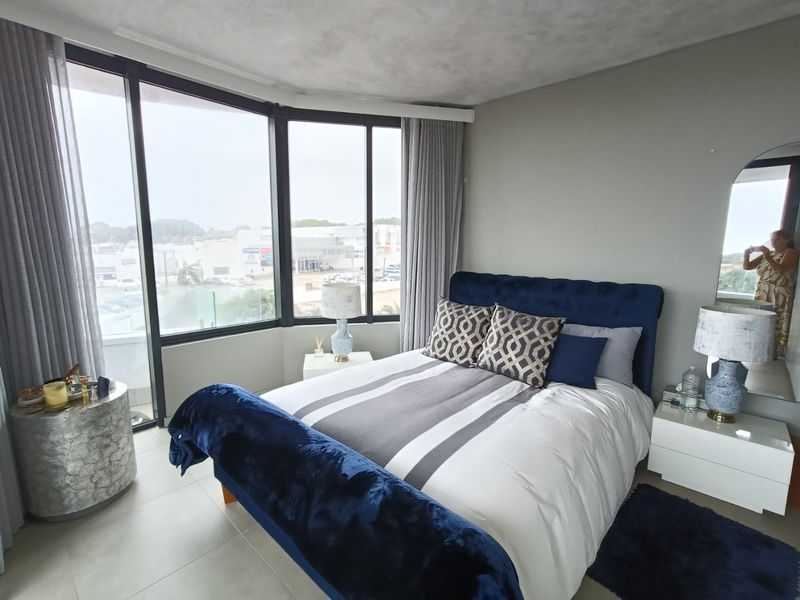 To rent in La Lucia, luxury corner unit with backup power and water, direct access to La Lucia Mall. - Photo 10