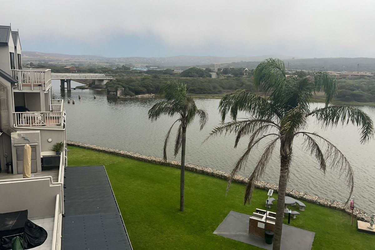 MODERN DUPLEX APARTMENT WITH SEA AND RIVER VIEWS IN HARTENBOS - Photo 3