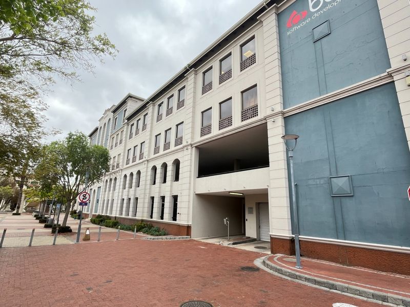 Ground Floor Unit Available In Century City - Photo 8