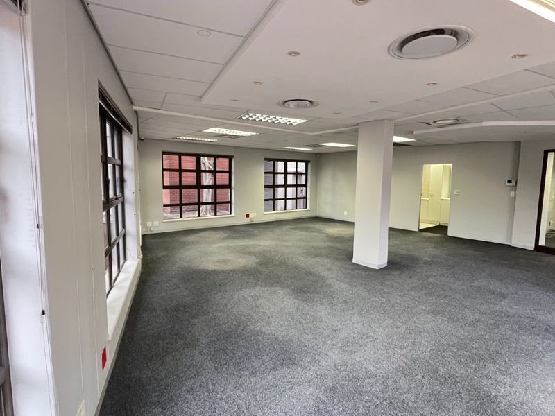 Ground Floor Unit Available In Century City - Photo 3