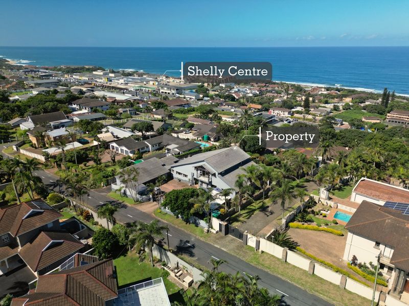 !! Sole Mandate !! - Stunning Large Home with Unmatched Sea Views - Photo 6