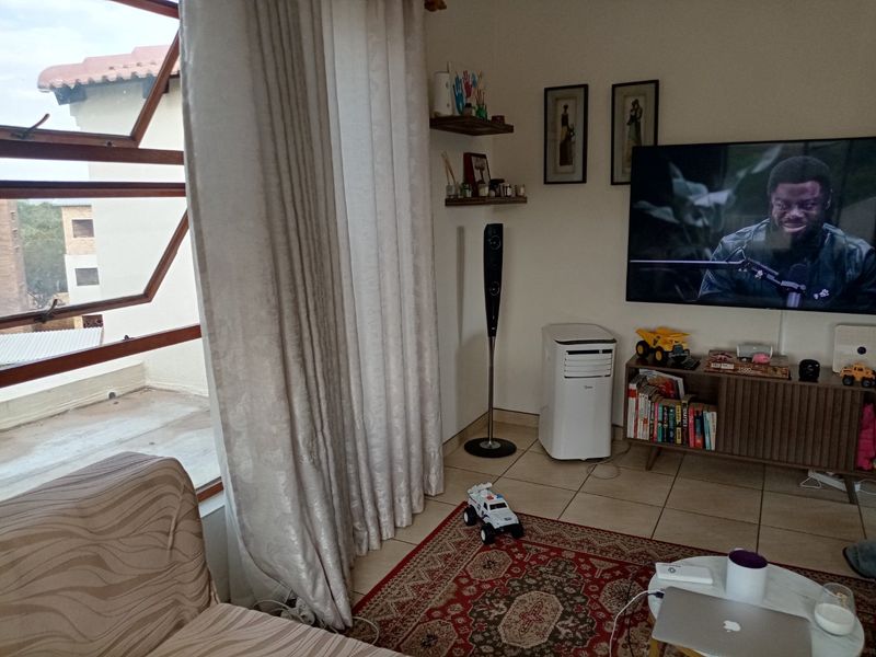 Lovely Apartment In The Right Location For Sale! - Photo 7