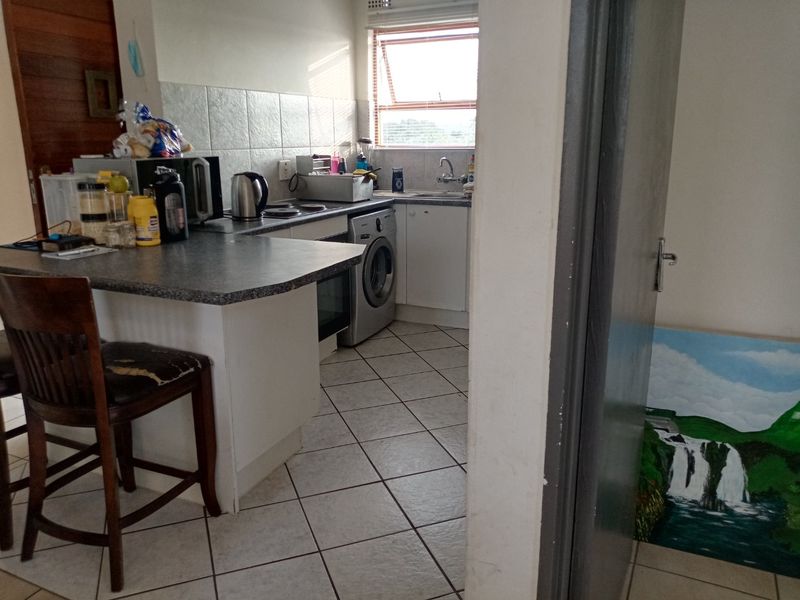 Lovely Apartment In The Right Location For Sale! - Photo 6