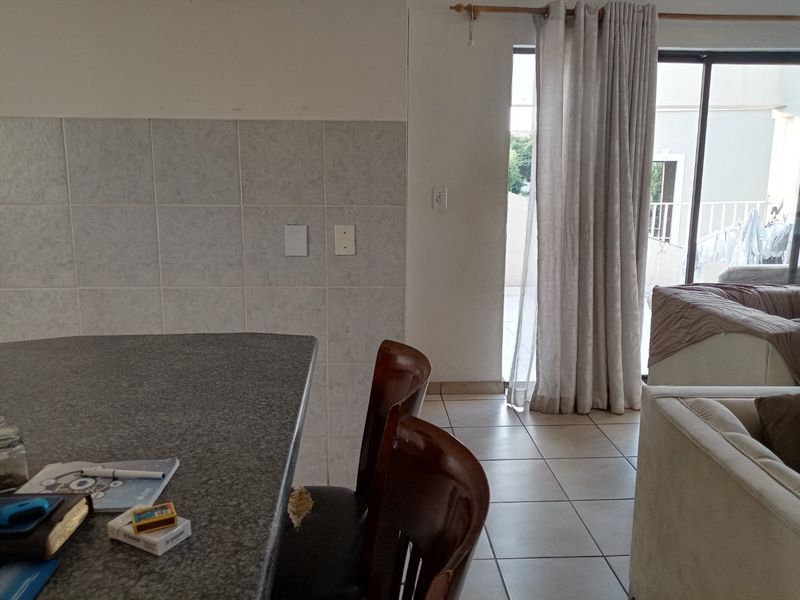 Lovely Apartment In The Right Location For Sale! - Photo 4