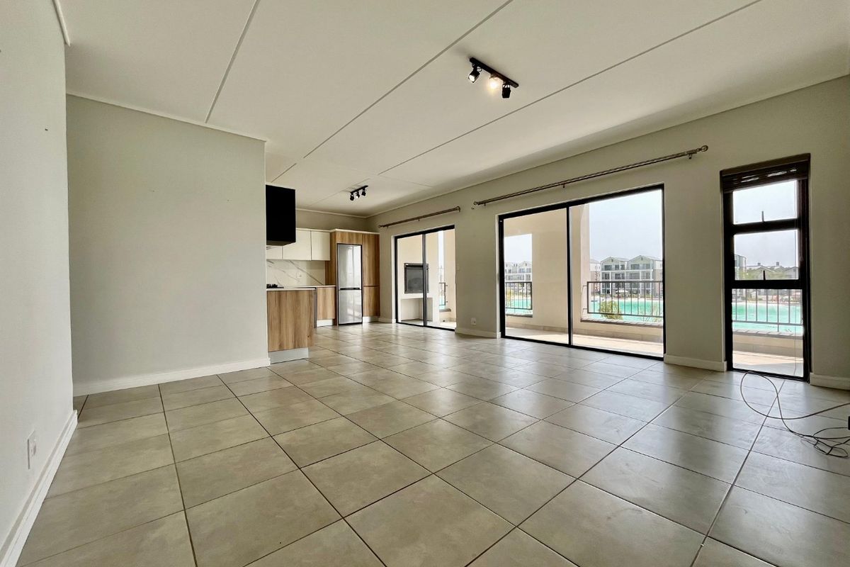 Luxury 3Bedroom Penthouse with Lagoon Views  Munyaka Lifestyle Apartments, Waterfall - Photo 4