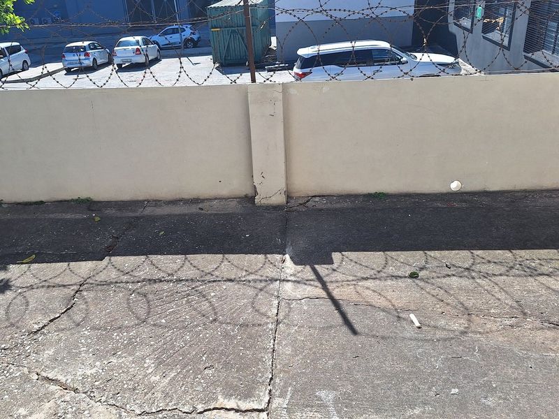 NEAT AND SECURE TWO BEDROOM FLAT - Photo 2