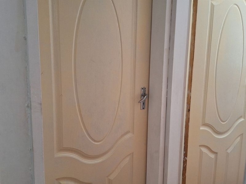 NEAT AND SECURE TWO BEDROOM FLAT - Photo 9