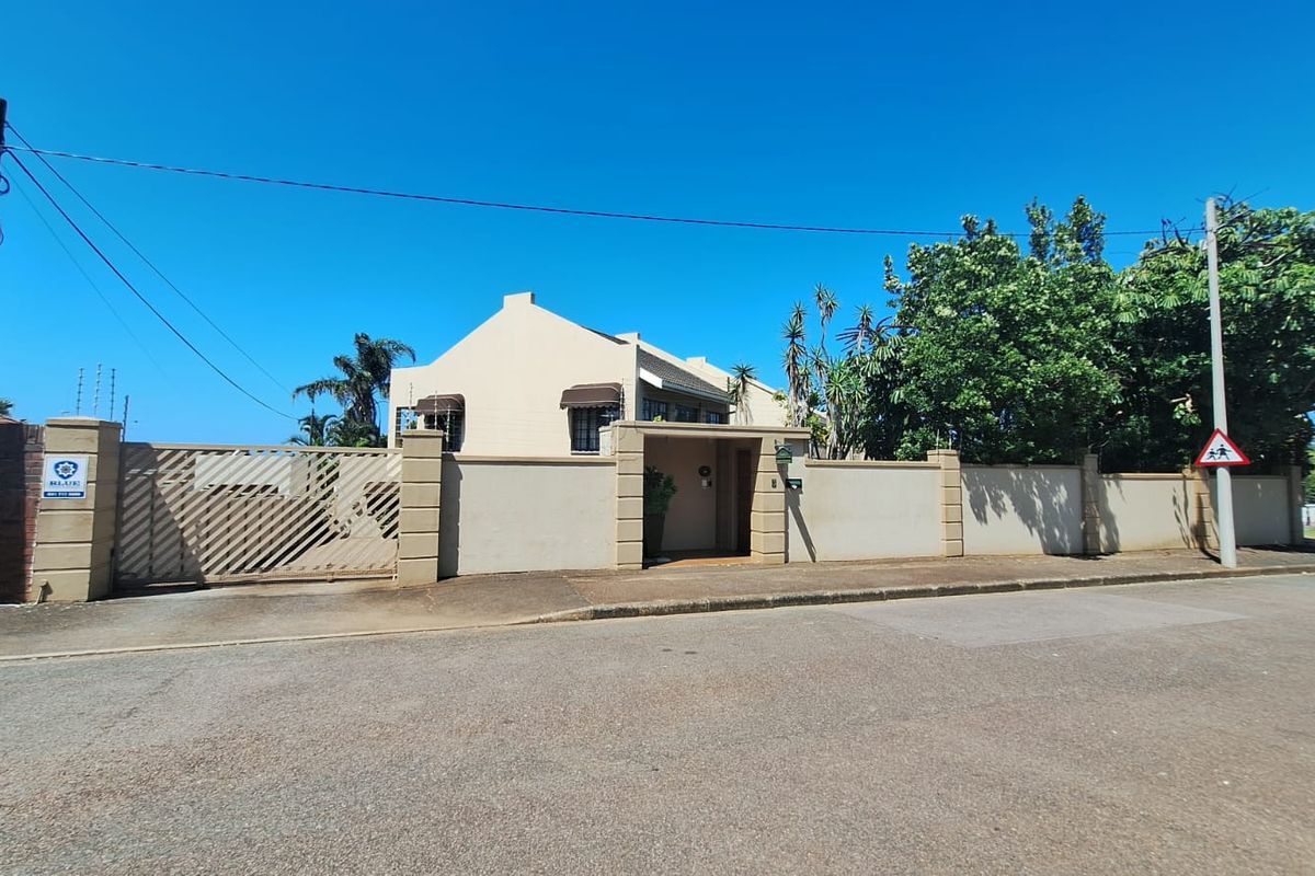 Income-Generating, Running, 10-Bedroom B&B for Sale | Prime Durban North Location - Photo 3