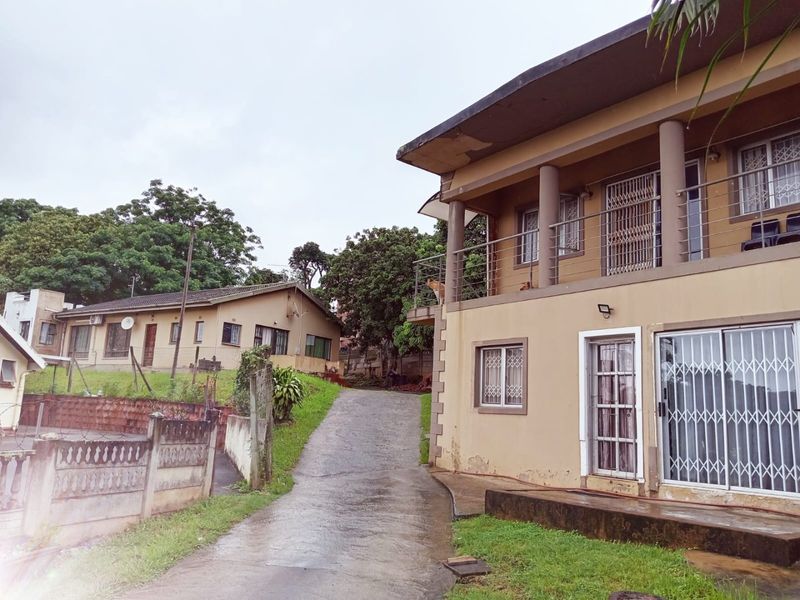 Two for the Price of One. - Photo 2