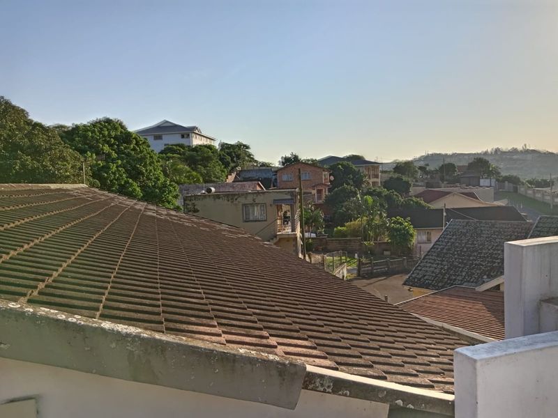 Two for the Price of One. - Photo 9