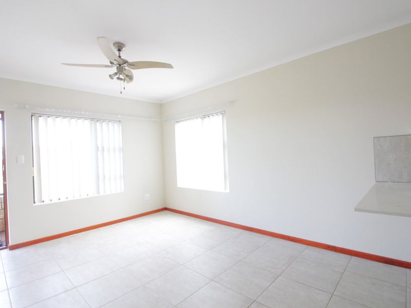 Charming 1-Bedroom Townhouse in Secure Garanzia Villas - Photo 5