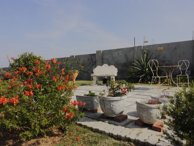 Secure Lock-Up-and-Go Living in Garanzia Villas – Ideal for Easy, Comfortable Living - Photo 9