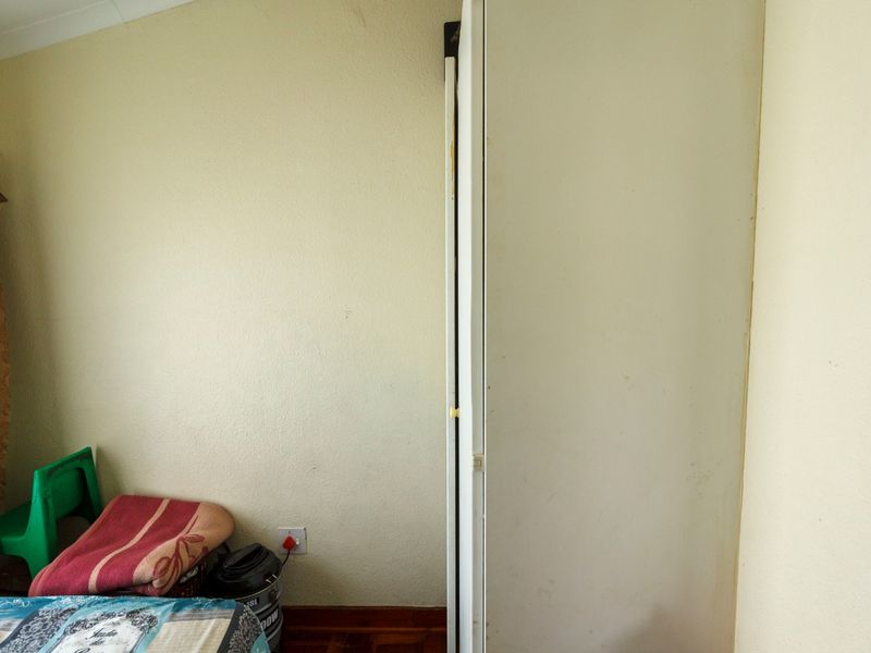 Spacious 2-Bedroom Townhouse with Versatile Loft and Lifestyle Amenities - Photo 7