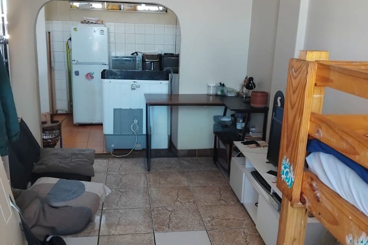 1 Bedroom, 1 Bathroom Apartment For Sale In Windermere, Durban - Photo 2