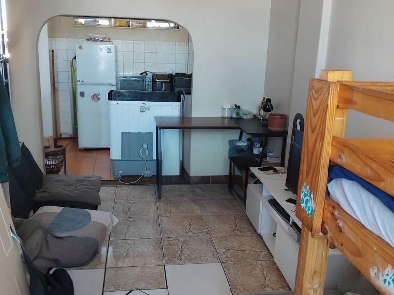 1 Bedroom, 1 Bathroom Apartment For Sale In Windermere, Durban - Photo 2