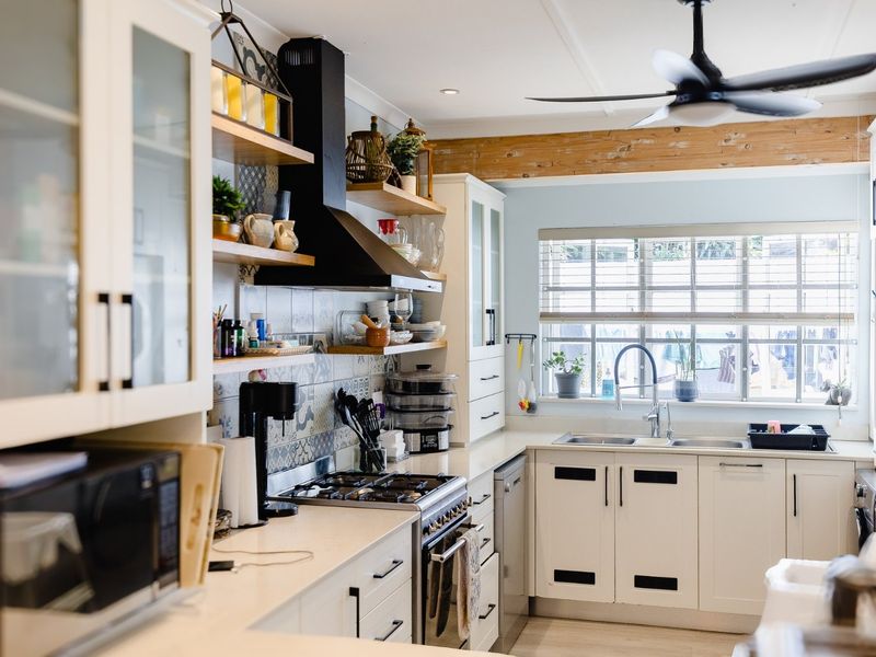 Stunning Unit In A Well-Run Complex - Photo 7