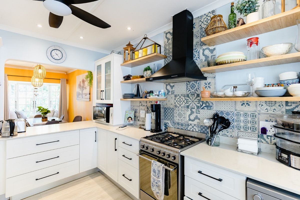 Stunning Unit In A Well-Run Complex - Photo 3