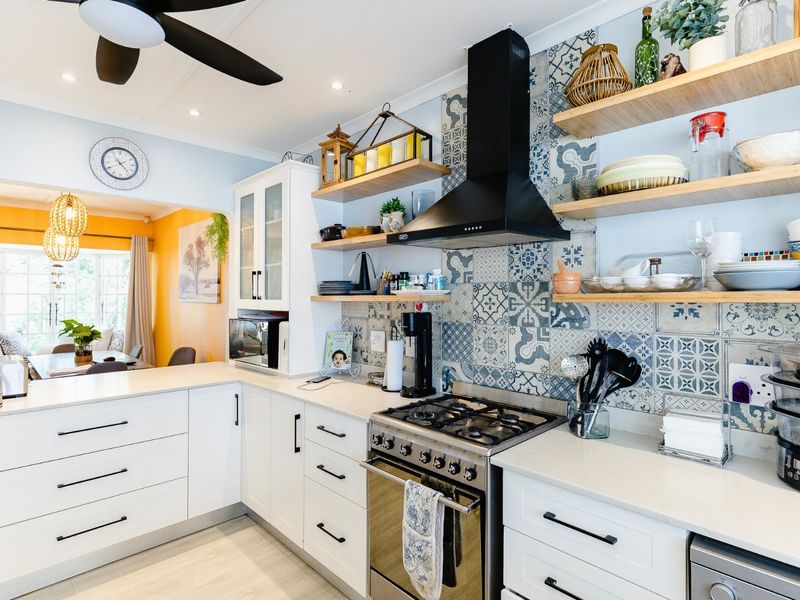 Stunning Unit In A Well-Run Complex - Photo 3