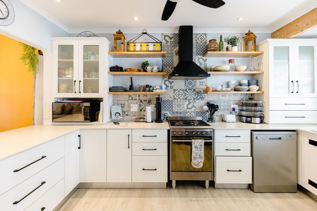 Stunning Unit In A Well-Run Complex - Photo 2