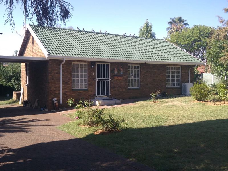 DUAL MANDATE - 3 BEDROOM HOME FOR SALE - Photo 9