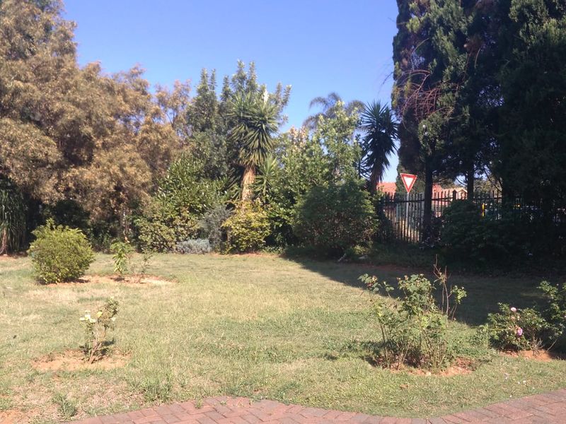 DUAL MANDATE - 3 BEDROOM HOME FOR SALE - Photo 6