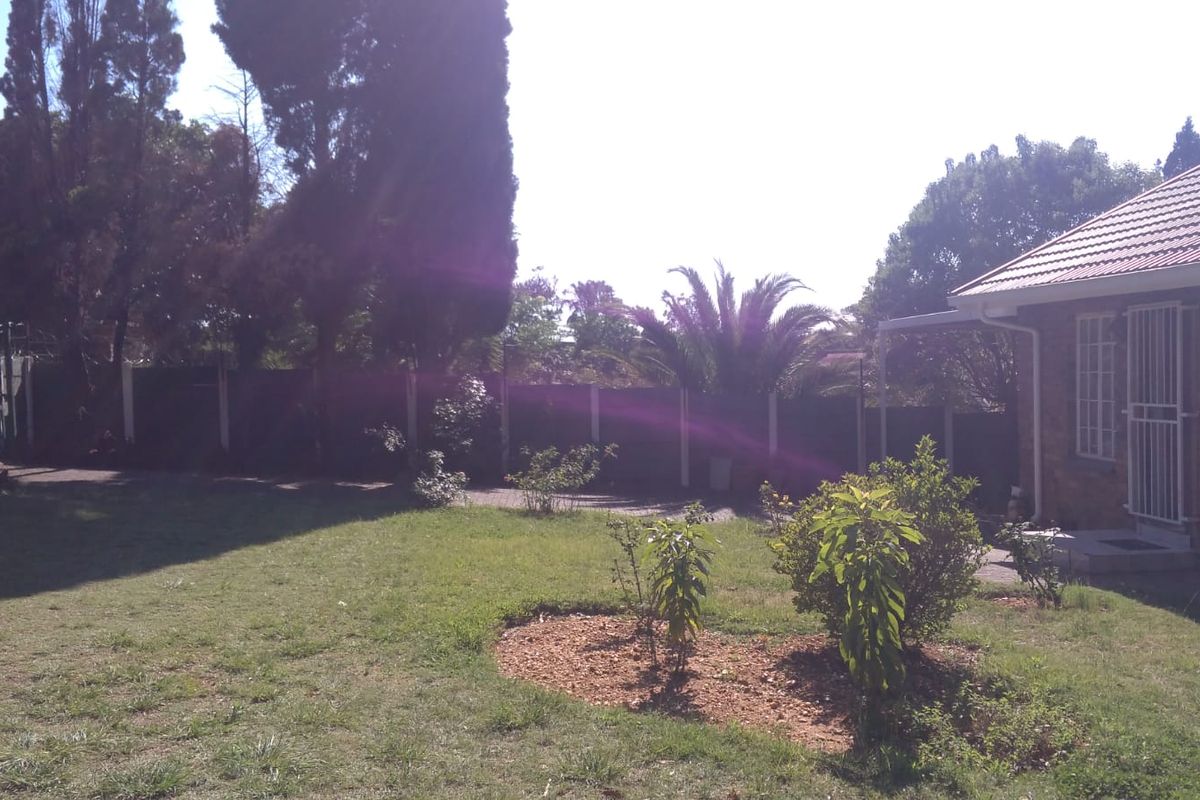 DUAL MANDATE - 3 BEDROOM HOME FOR SALE - Photo 4