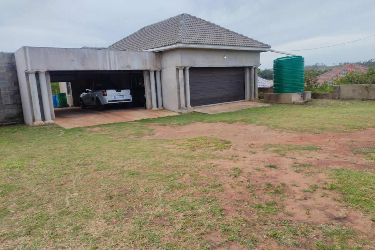 6 Bedroom house for sale in Gingindlovu/I. - Photo 2