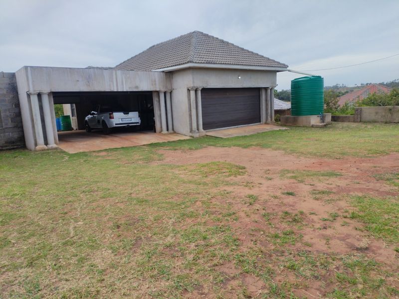6 Bedroom house for sale in Gingindlovu/I. - Photo 2