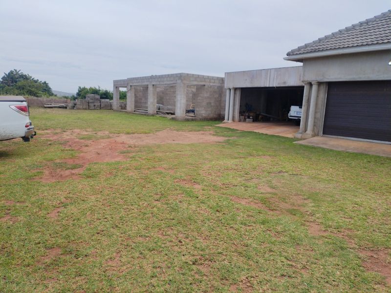 6 Bedroom house for sale in Gingindlovu/I. - Photo 9