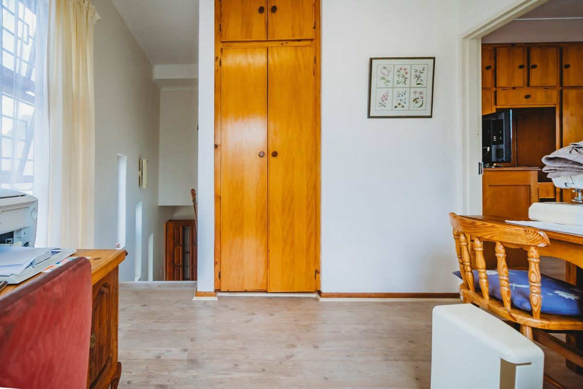 Location! Location! Location! Four bedroom home in Denver Park, George - Photo 5