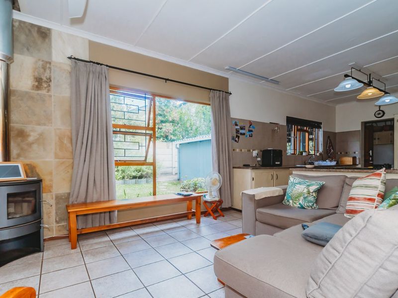 Location! Location! Location! Four bedroom home in Denver Park, George - Photo 10