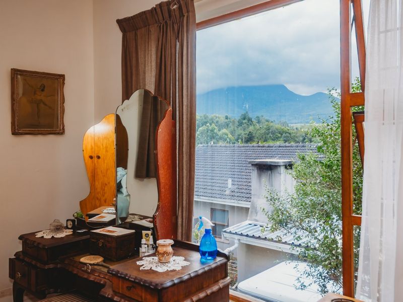 Location! Location! Location! Four bedroom home in Denver Park, George - Photo 7