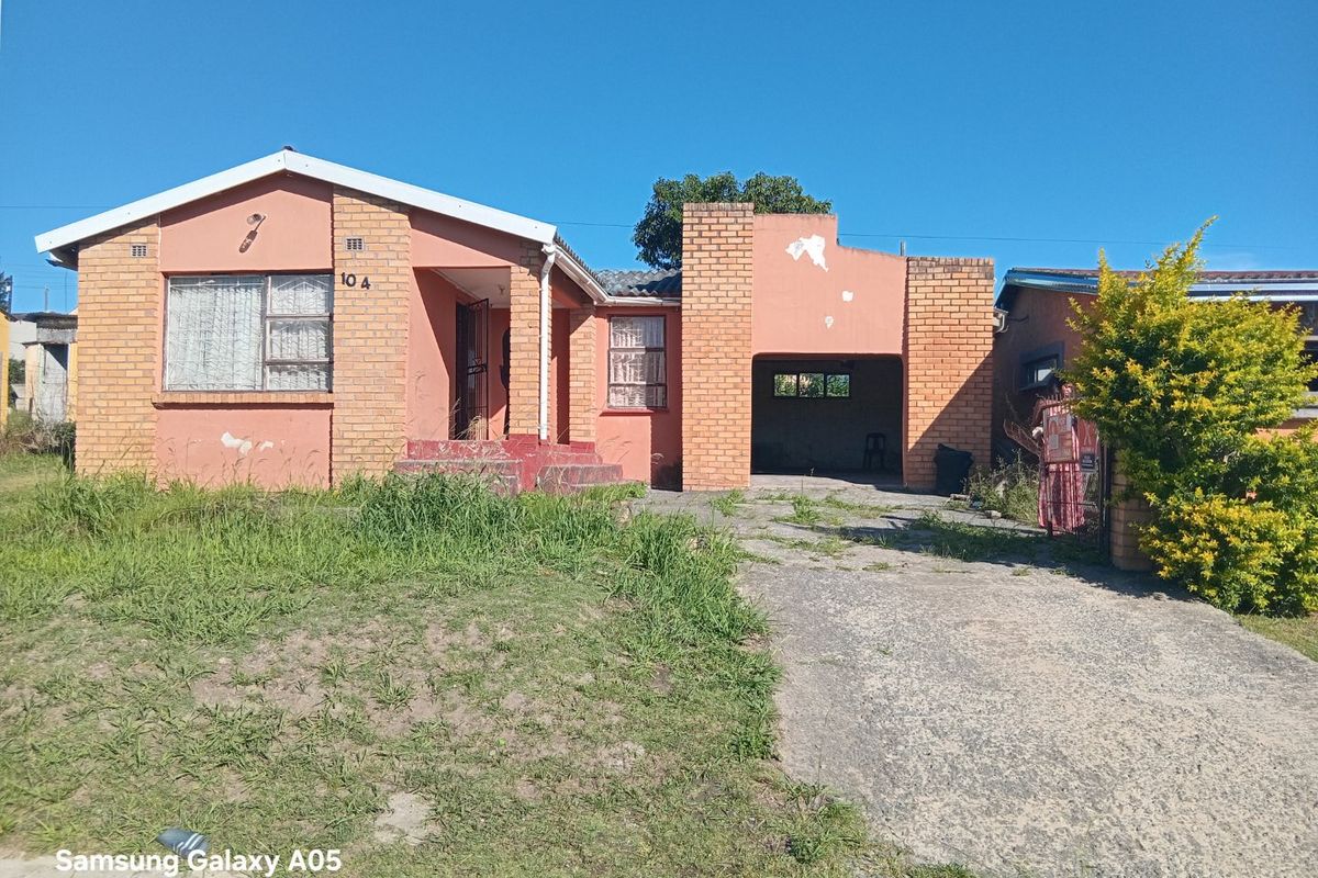 2 bedroom house - Photo 3