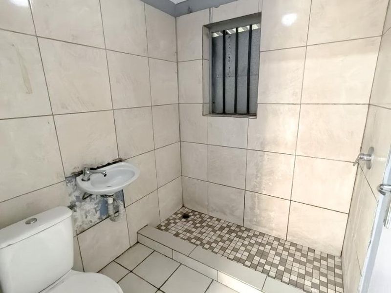 Beautiful 3 Bedroom  - Photo 8