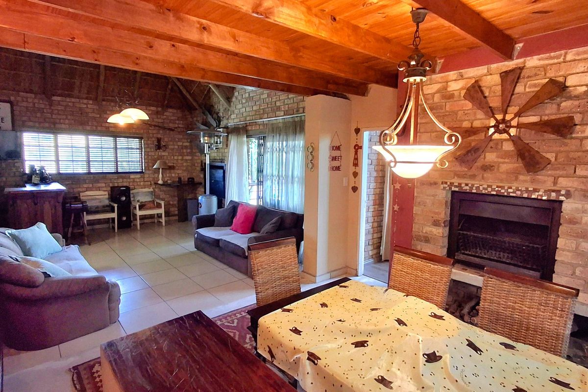 Your Dream Riverfront Home Awaits Near Vanderbijlpark & Sasolburg” - Photo 3