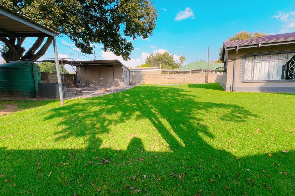 Perfectly positioned in Three Rivers - Photo 5
