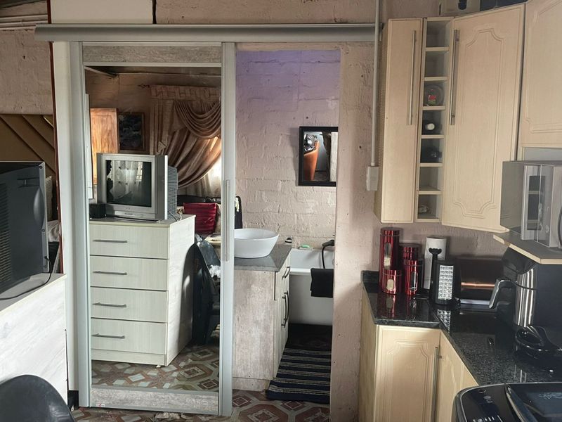 RDP house for sale in Ga-rankuwa - Photo 6