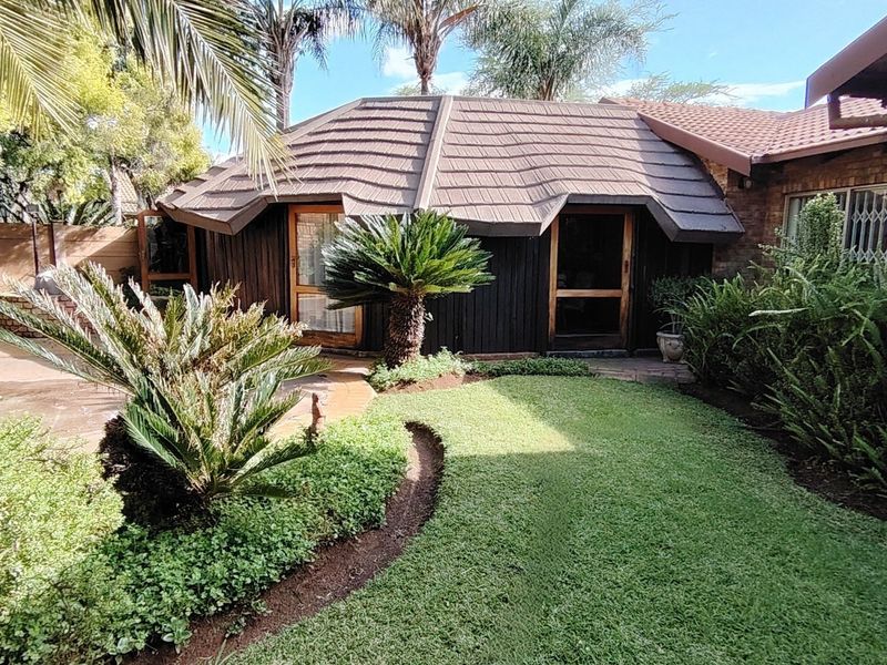 Secure Family Living with Income-Generating 2 Bedroom Flatlet in Eldoraigne Ext. 18 Boomed Area - Photo 3